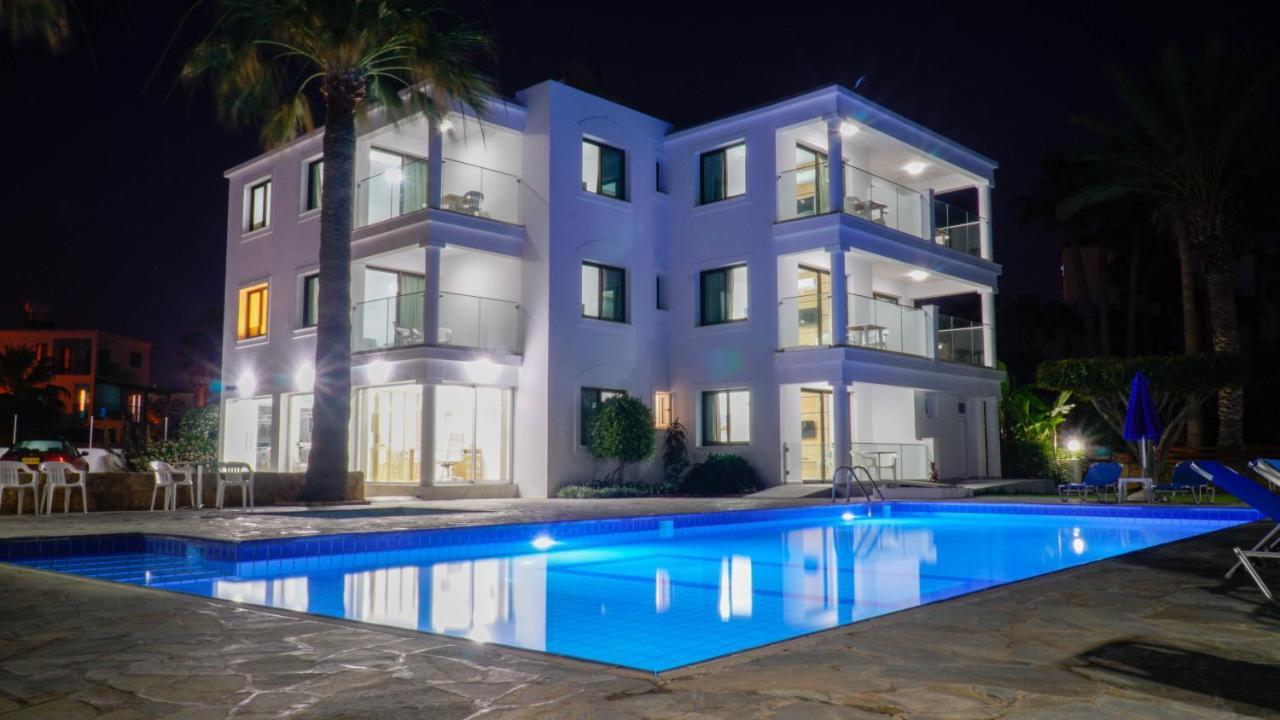 Rododafni 3* Klorakas